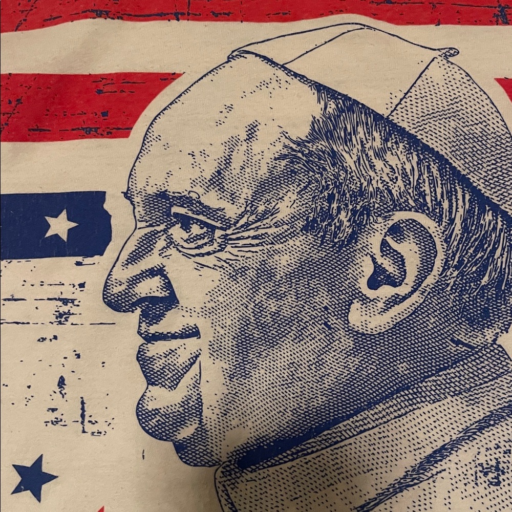 Pope Francis Inaugural PAPAL VISIT to the United States. 2015 
Size M T shirt!